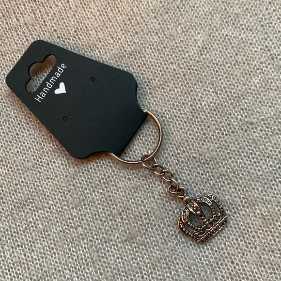 Handmade - Antique Bronze Keychain - Crown - Picture 1 of 3